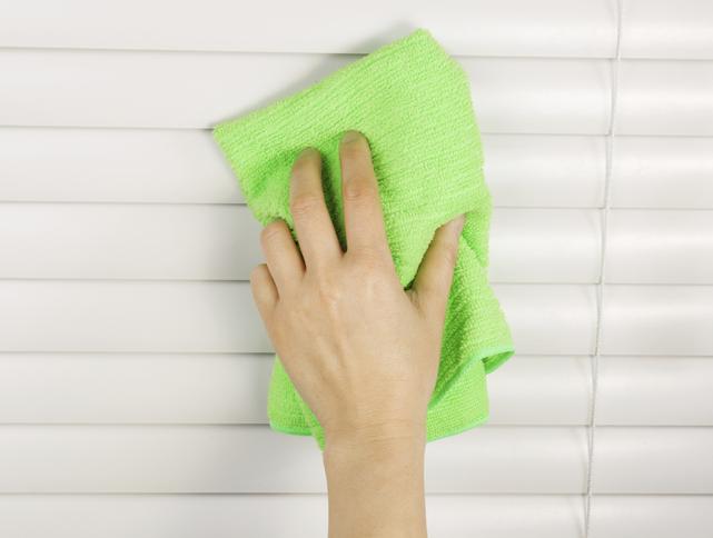 Cleaning your UPVC window blinds the right way - Fenesta